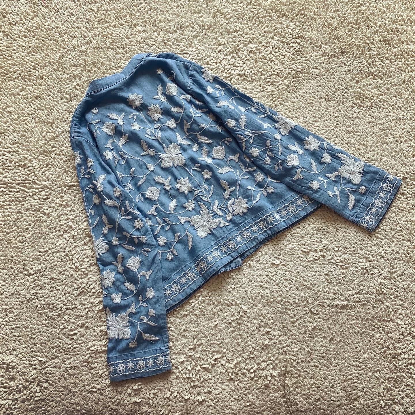 jeans blouse
