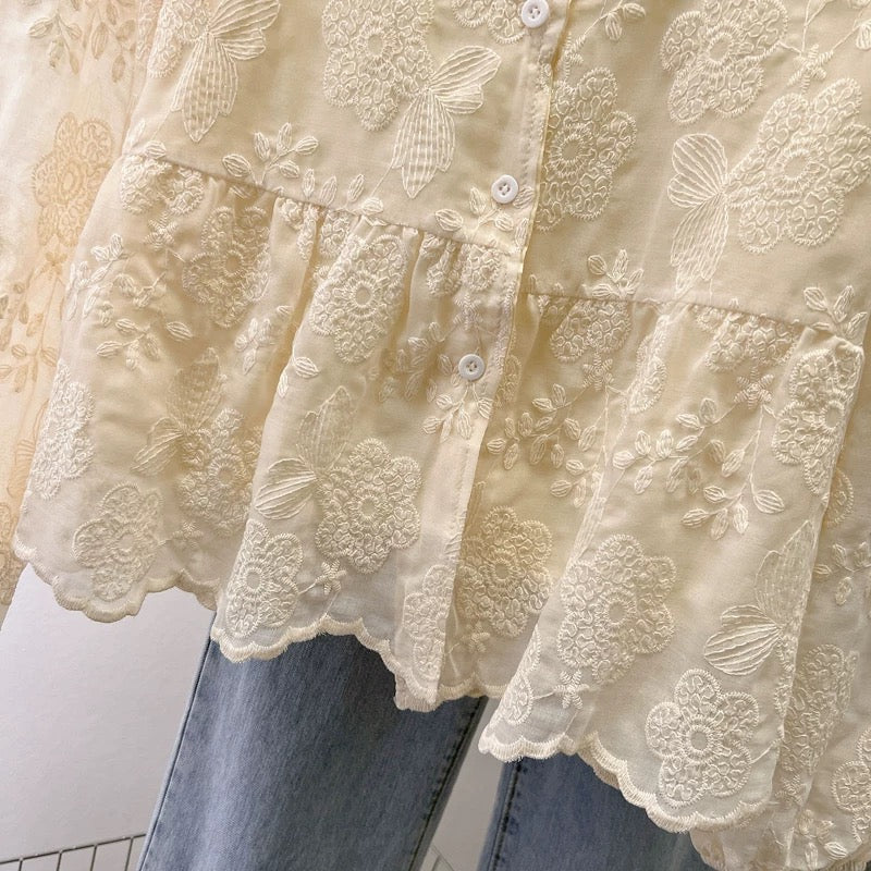 Beige ruffle blouse💛