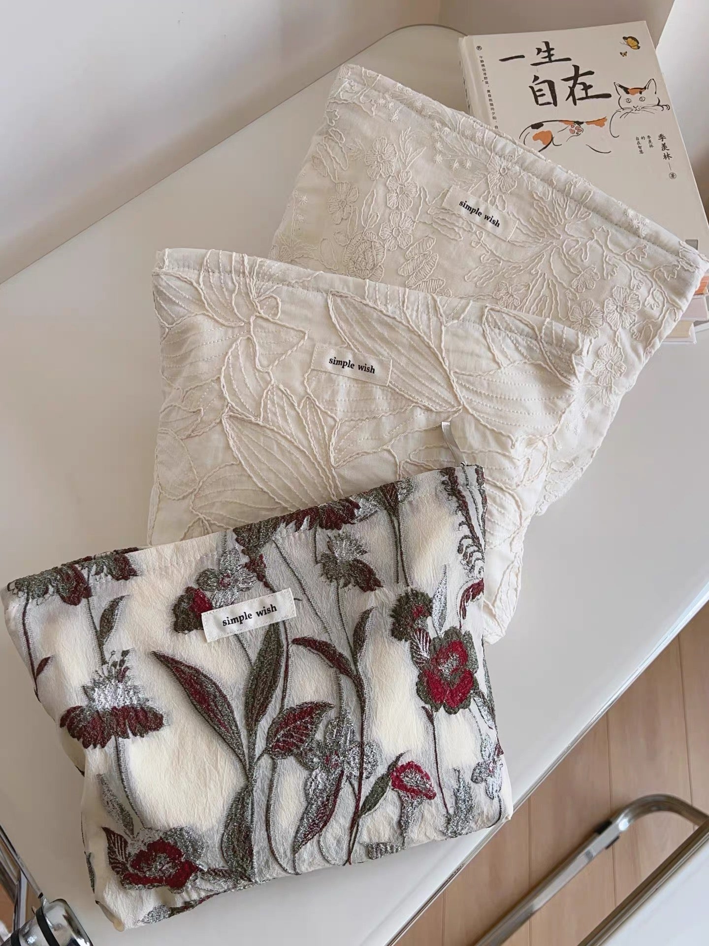 Classic Bags with a Gentle Charm✨