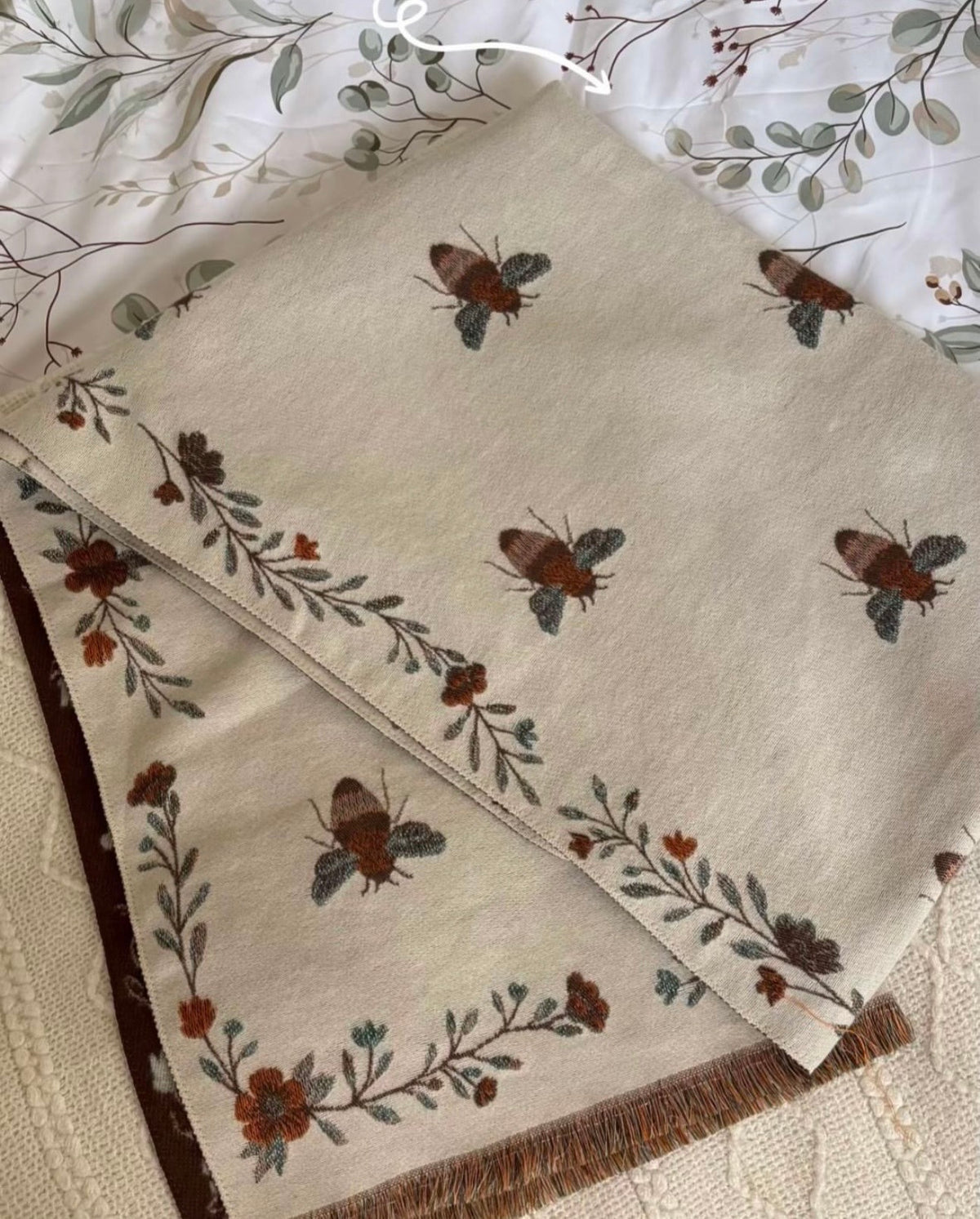 Floral Bee Shawl