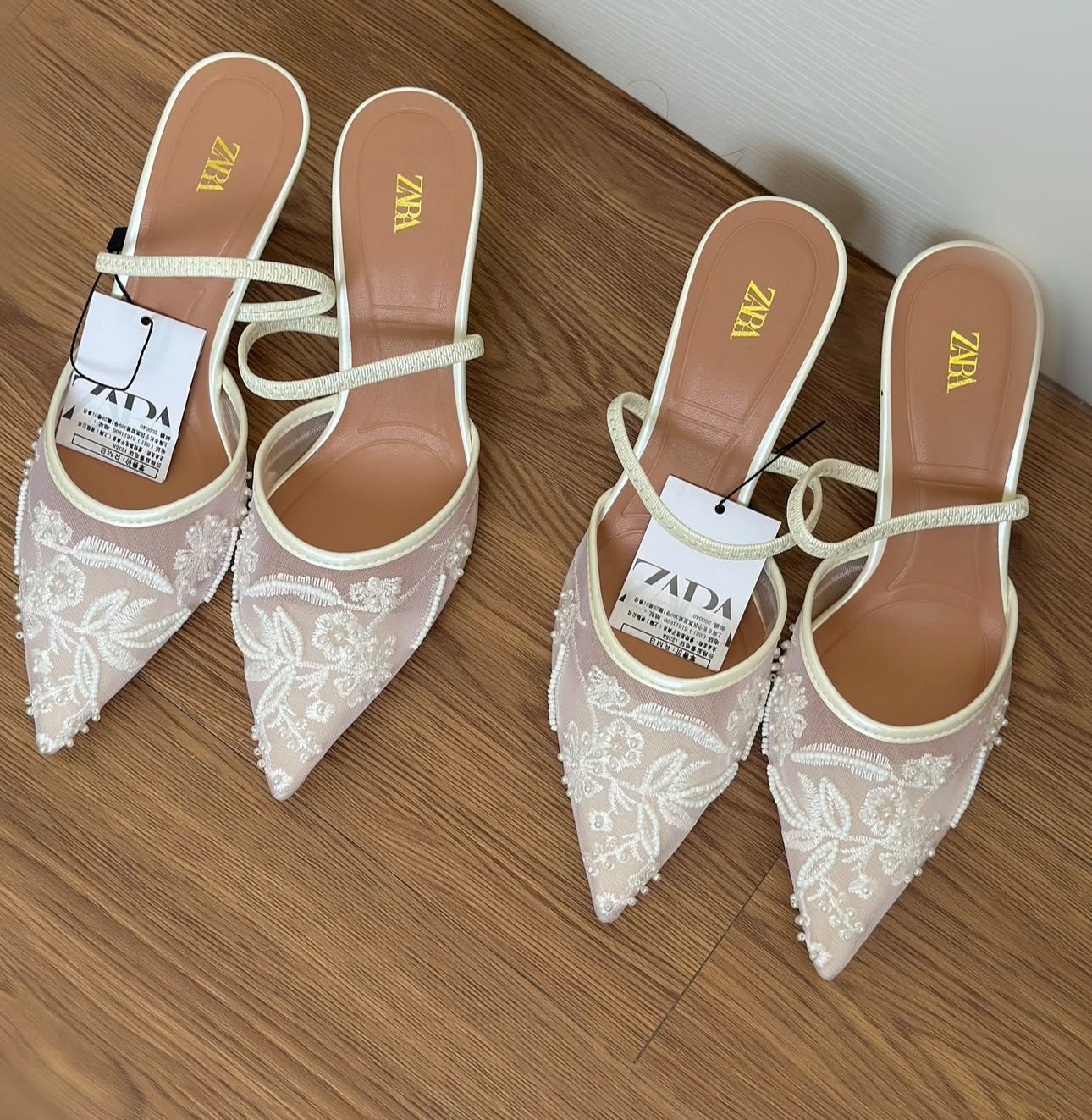 Embroidered Mesh Pointed-Toe Heels π