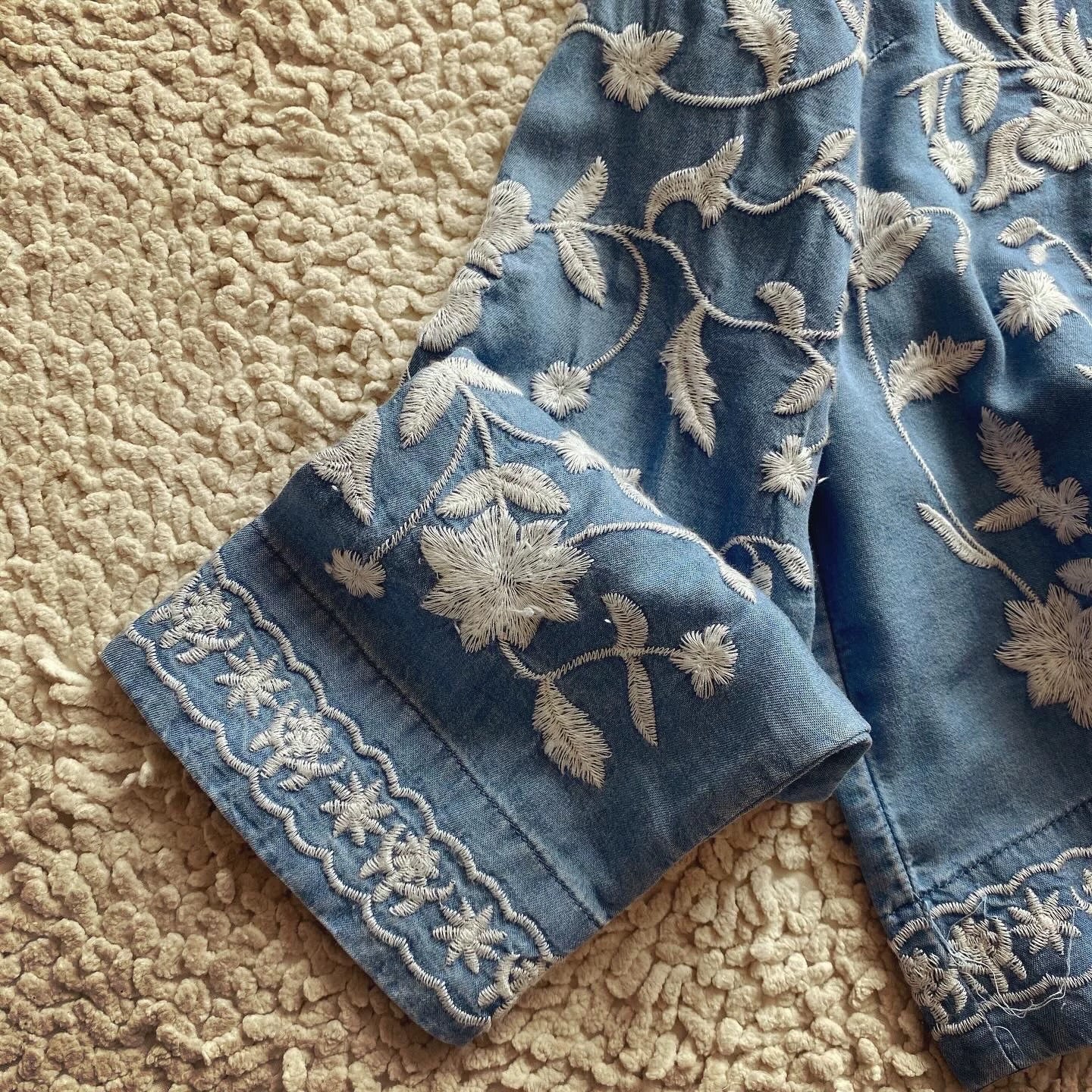 jeans blouse