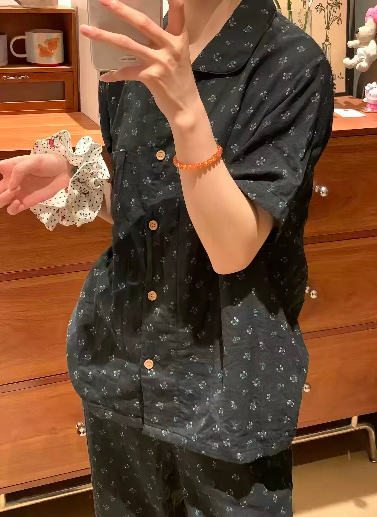 Short-sleeved pajamas