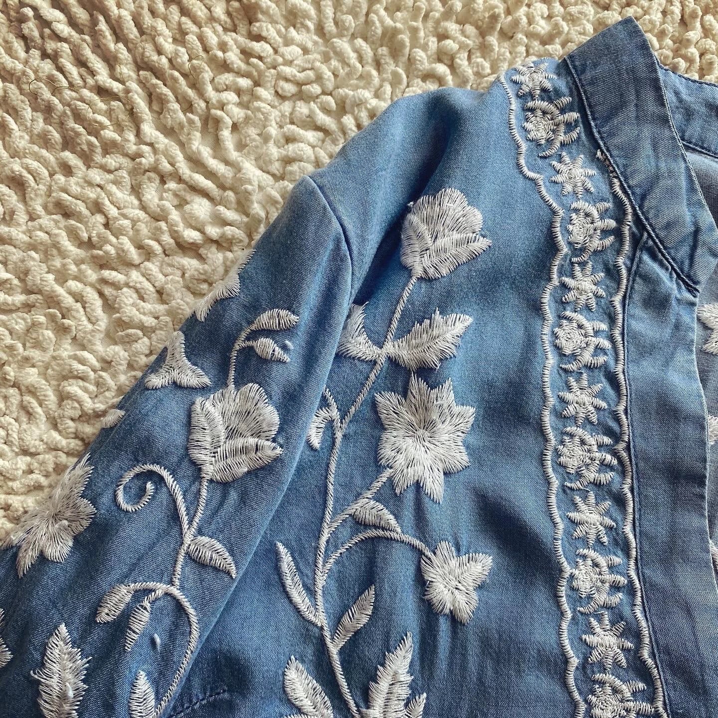 jeans blouse