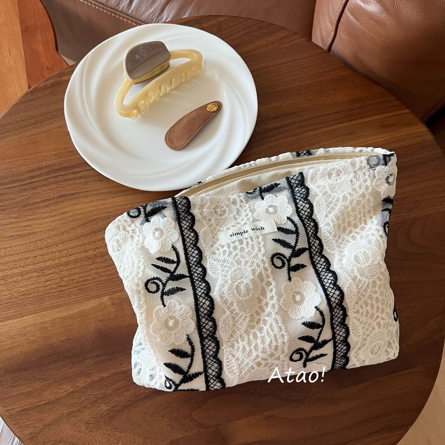 Classic Bags with a Gentle Charm✨