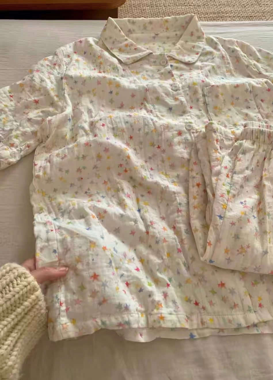 Short-sleeved pajamas