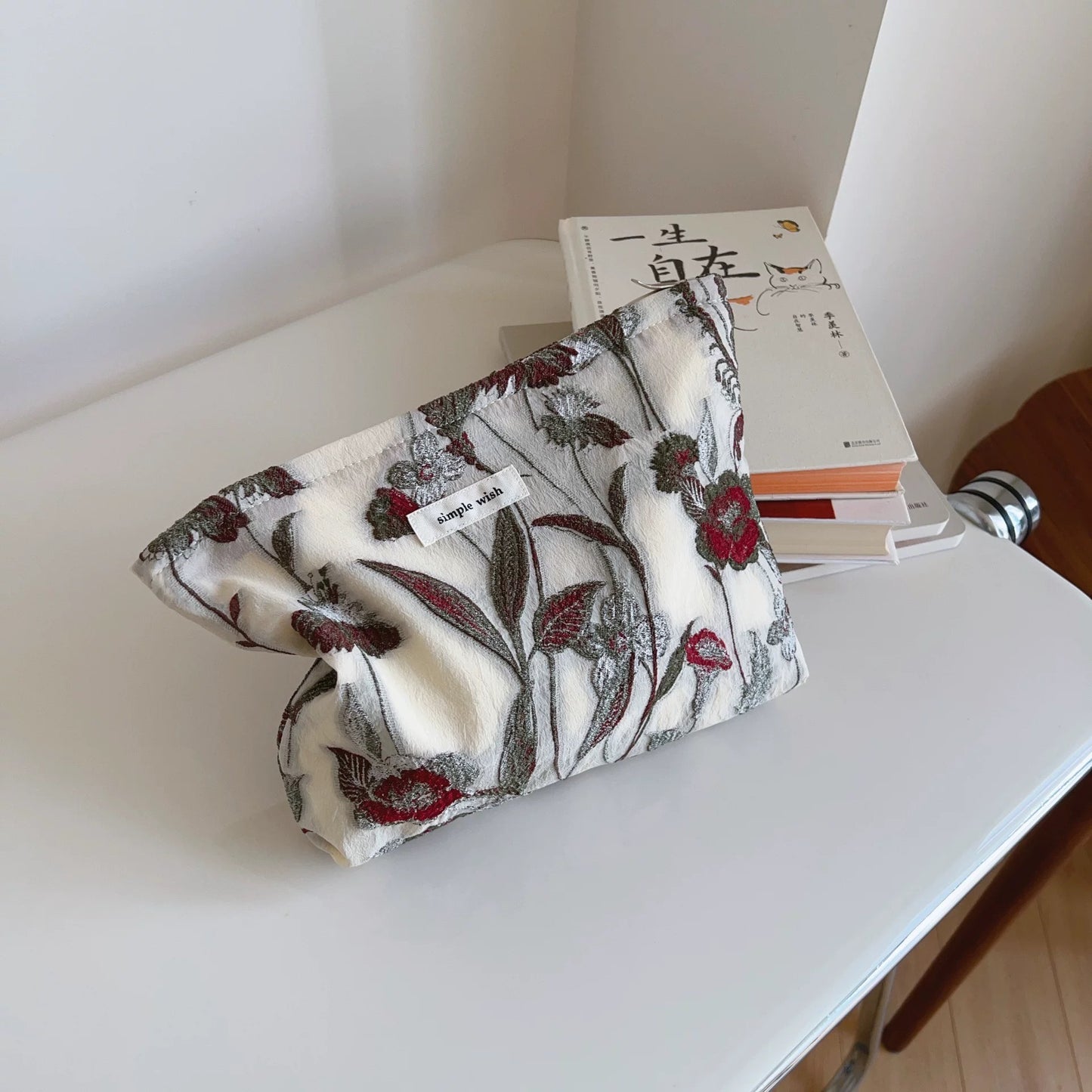 Classic Bags with a Gentle Charm✨